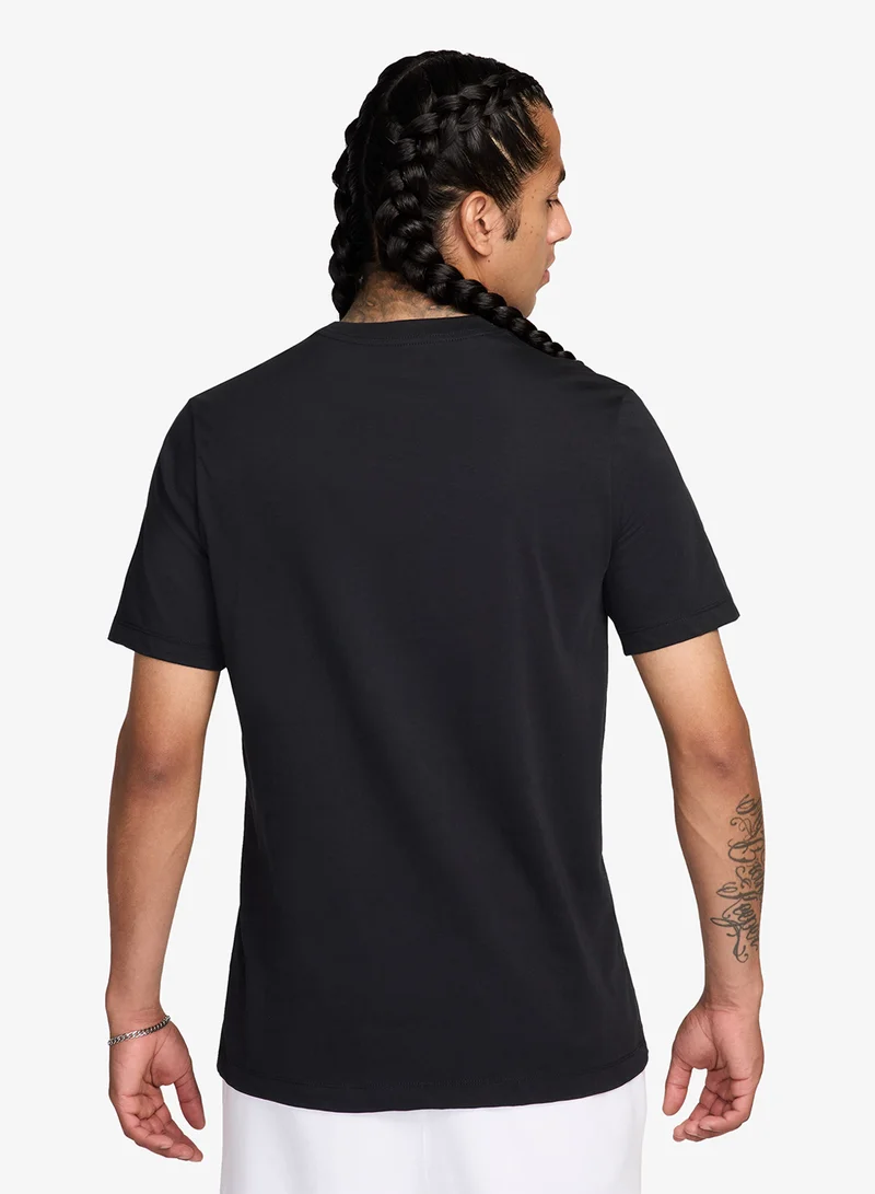 Nike Nsw Standard Celebrate Brand T-Shirt